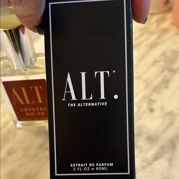 ALT. Crystal No. 23 Extrait de Parfum; Similar to Baccrarat Rouge-sells for 350 - Picture 6 of 8